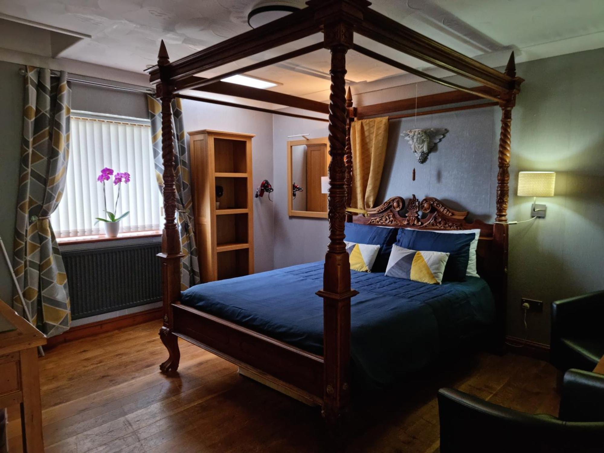 Castle Lodge - Brecon Beacons Accommodation Sennybridge Экстерьер фото