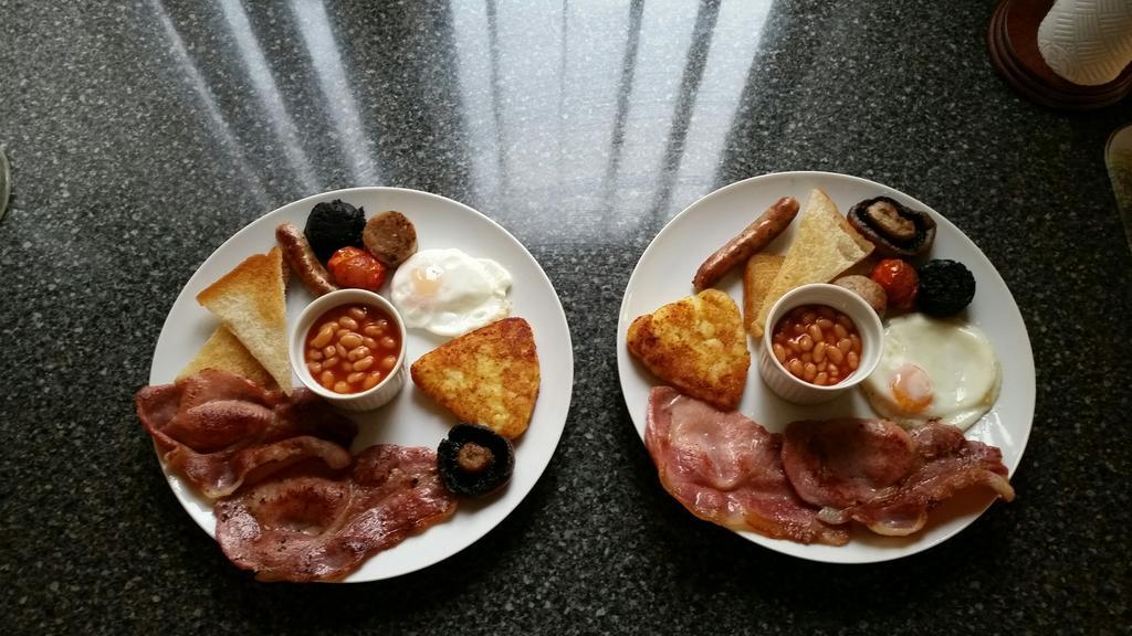 Castle Lodge - Brecon Beacons Accommodation Sennybridge Номер фото